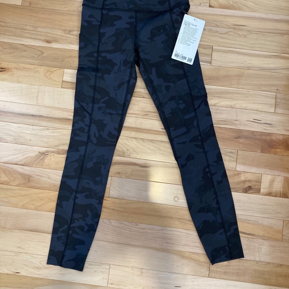 Lululemon Fast and Free HR Tight 25" - Picture 4 of 4